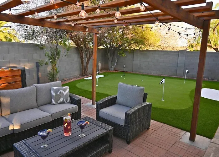 Holiday home Private Oasis, Free Heated Pool, Close To Asu *