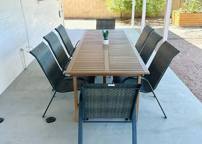 Private Oasis, Free Heated Pool, Close To Asu