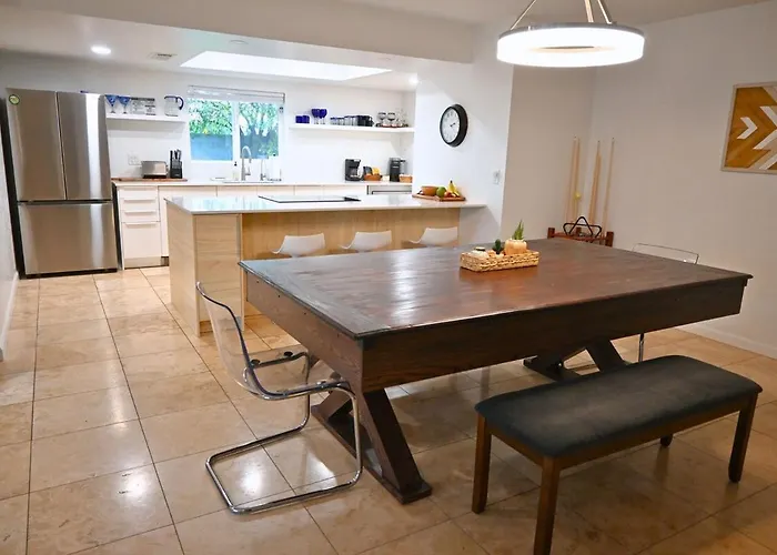 Holiday home Private Oasis, Free Heated Pool, Close To Asu