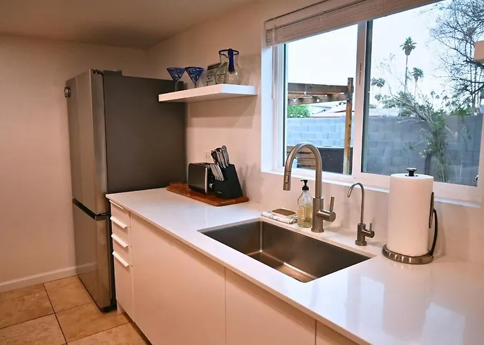 Holiday home Private Oasis, Free Heated Pool, Close To Asu *