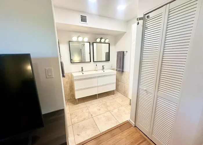 Holiday home Private Oasis, Free Heated Pool, Close To Asu Tempe
