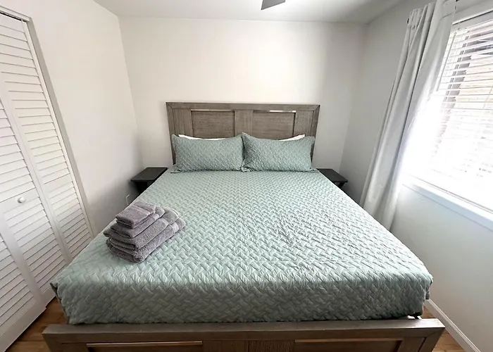 Private Oasis, Free Heated Pool, Close To Asu